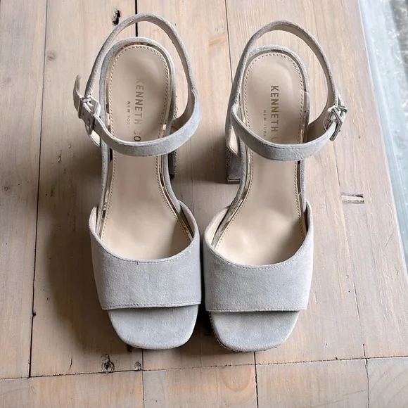 New! Kenneth Cole New York Dolly Crystal Heel Platform Sandal in silver Size 7.5 - Picture 2 of 12